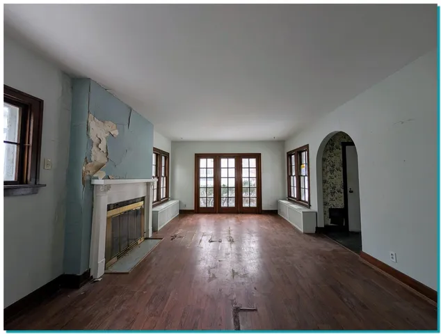 $123,000 | 955 North 6th Street, Manitowoc, WI 54220