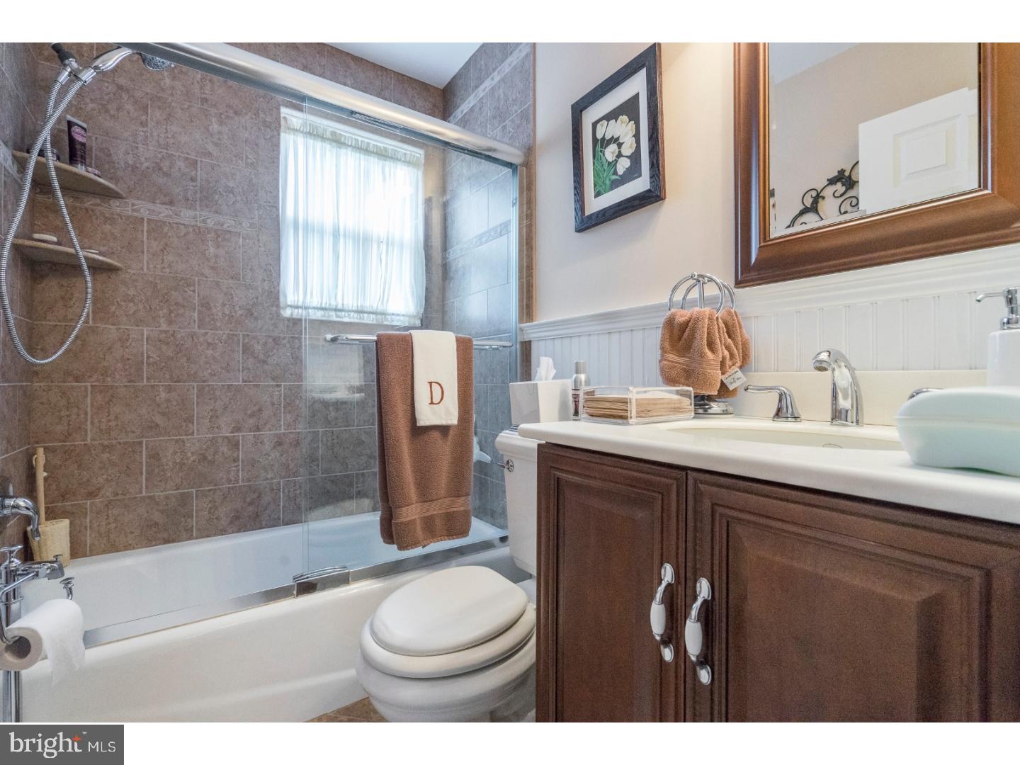 1402 Brierwood Road Havertown, PA 19083 - Photo 18 of 23 Bathroom
