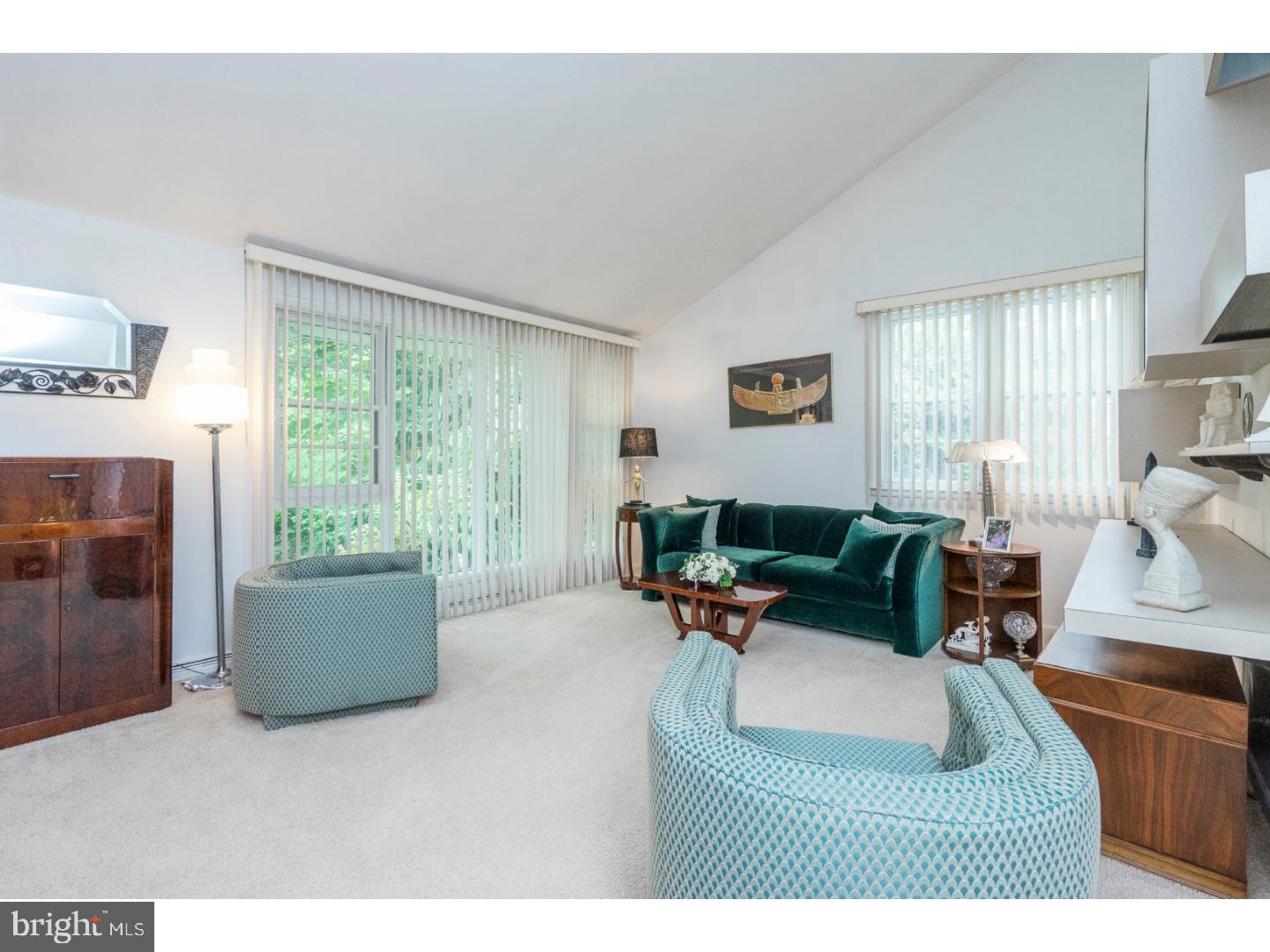 1402 Brierwood Road Havertown, PA 19083 - Photo 6 of 23 Living Room