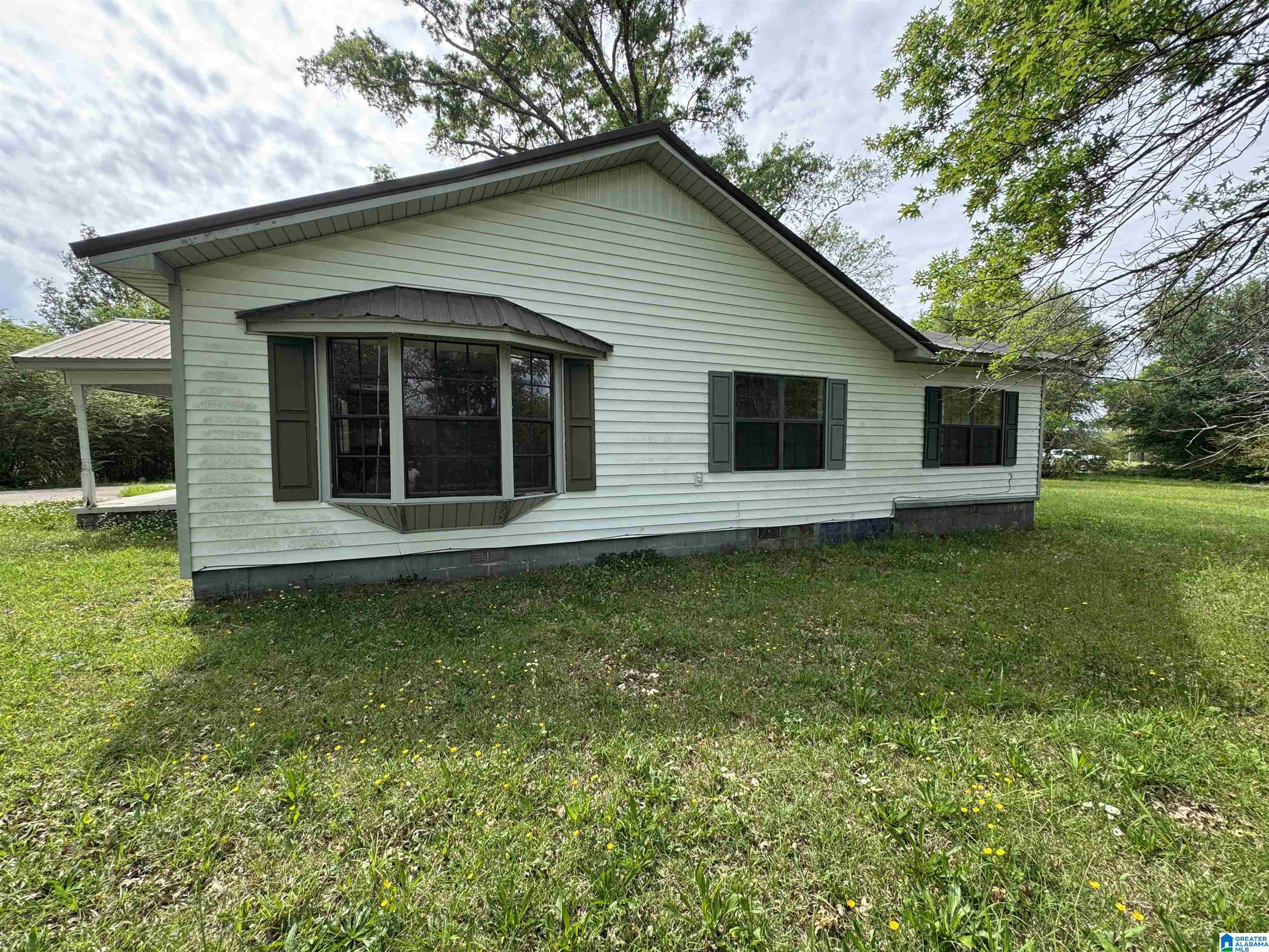 1175 Fulton Gap Road Sylacauga, AL 35150 - Photo 2 of 13