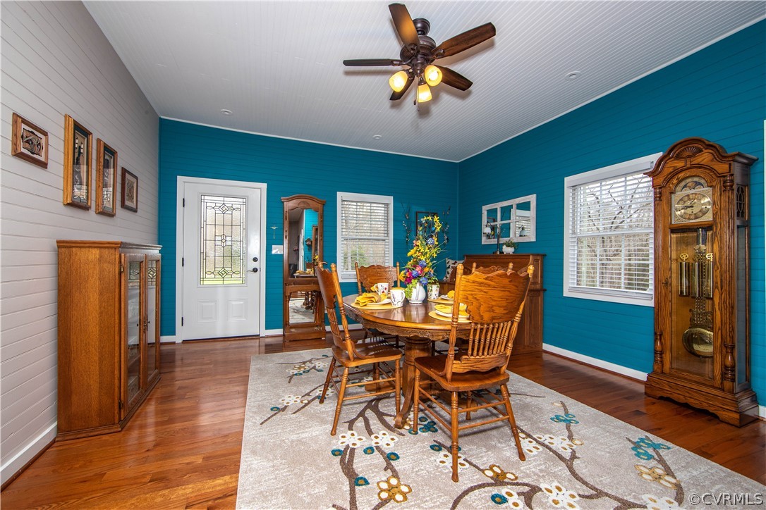 11772 Colemans Lake Road Ford, VA 23850 - Photo 14 of 46 Dining Room