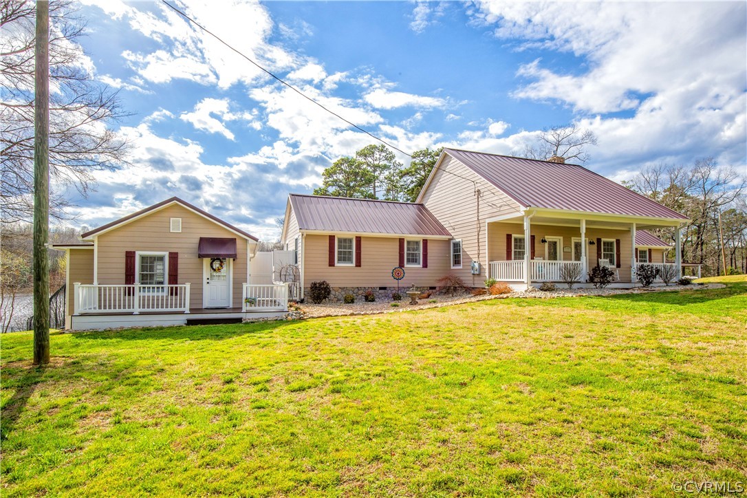 11772 Colemans Lake Road Ford, VA 23850 - Photo 3 of 46 Wow!