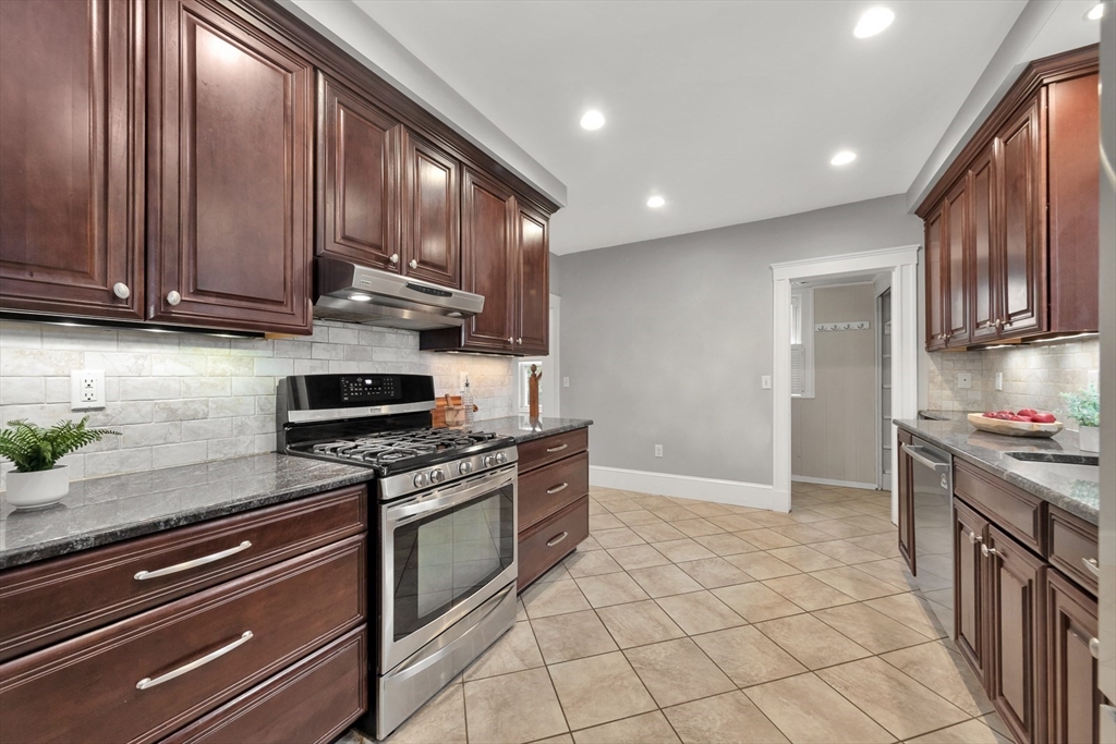 23 Farmer Road Arlington, MA 02476 - Photo 17 of 42