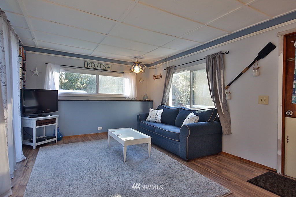 1531 East Roy Road Freeland, WA 98249 - Photo 4 of 22