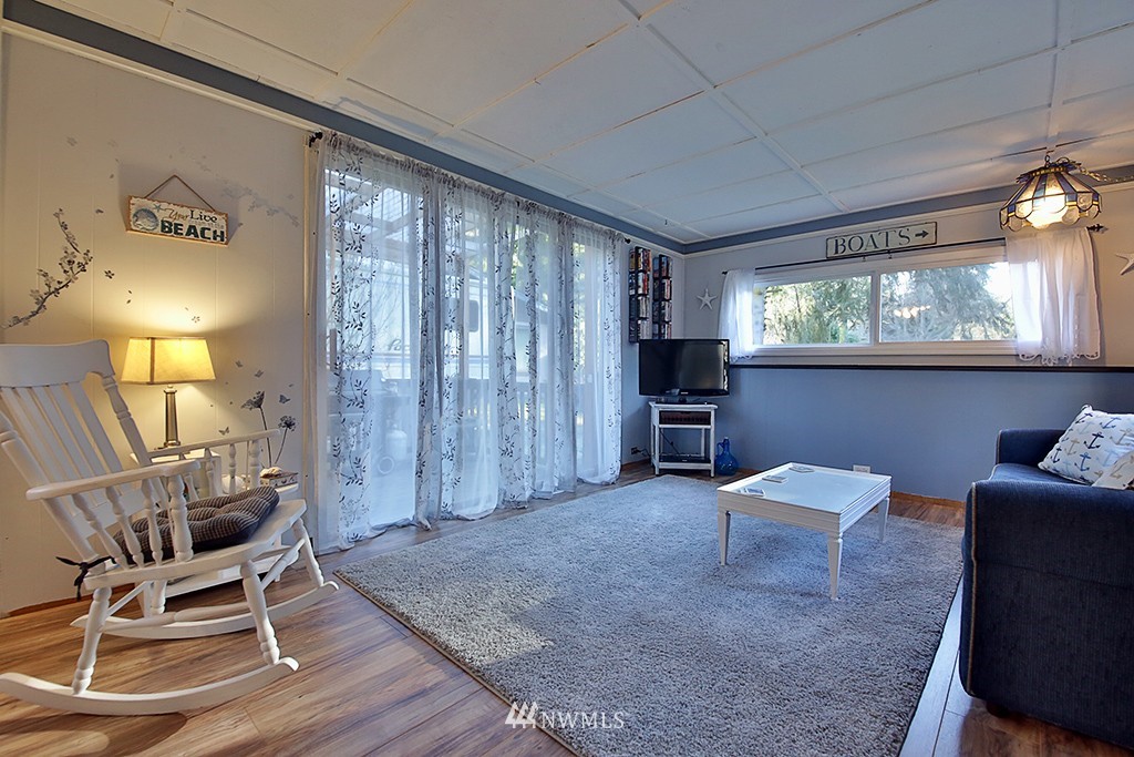 1531 East Roy Road Freeland, WA 98249 - Photo 5 of 22