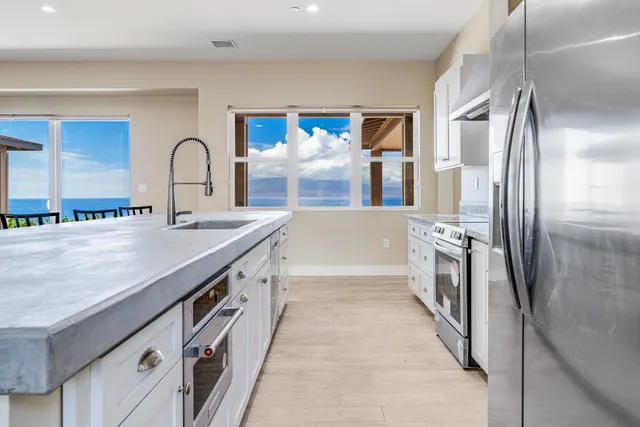$5,200,000 | 257 Hokiokio Place, Unit A, Lahaina, HI 96761