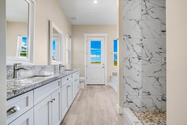 $5,200,000 | 257 Hokiokio Place, Unit A, Lahaina, HI 96761