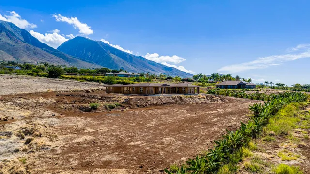 $5,200,000 | 257 Hokiokio Place, Unit A, Lahaina, HI 96761