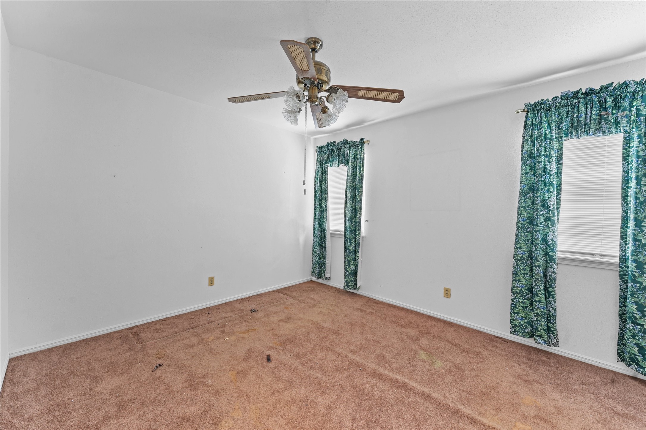 3930 Cypress Hill Drive Spring, TX 77388 - Photo 19 of 29 a view of a hallway with a chandelier fan