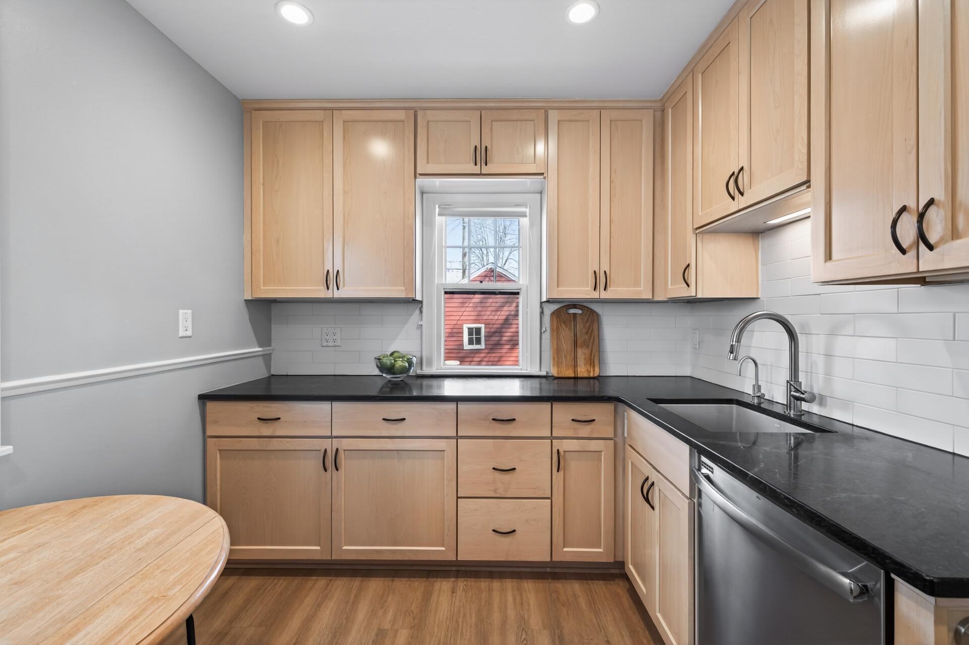 1861 West Rome Avenue St. Paul, MN 55116 - Photo 16 of 67