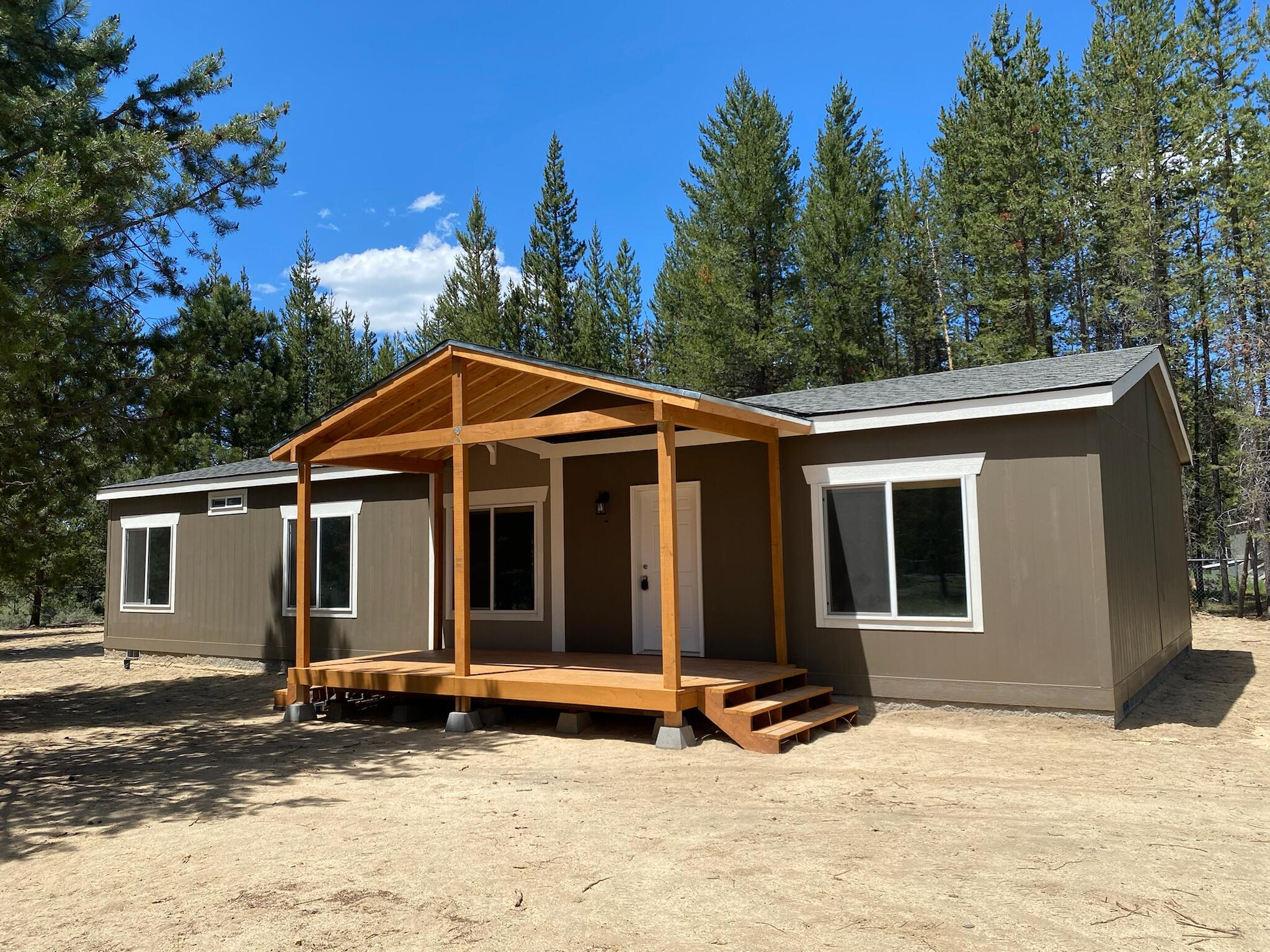 52511 Ammon Road La Pine, OR 97739 - Photo 2 of 44 Deck