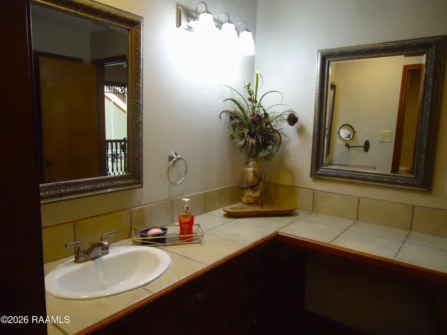 $367,000 | 101 Rue Beau Soleil, Broussard, LA 70518