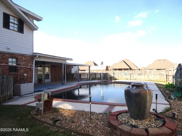 $367,000 | 101 Rue Beau Soleil, Broussard, LA 70518