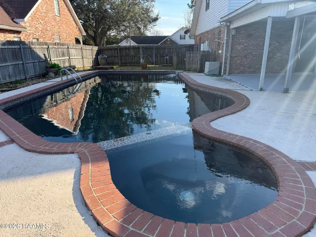 $367,000 | 101 Rue Beau Soleil, Broussard, LA 70518