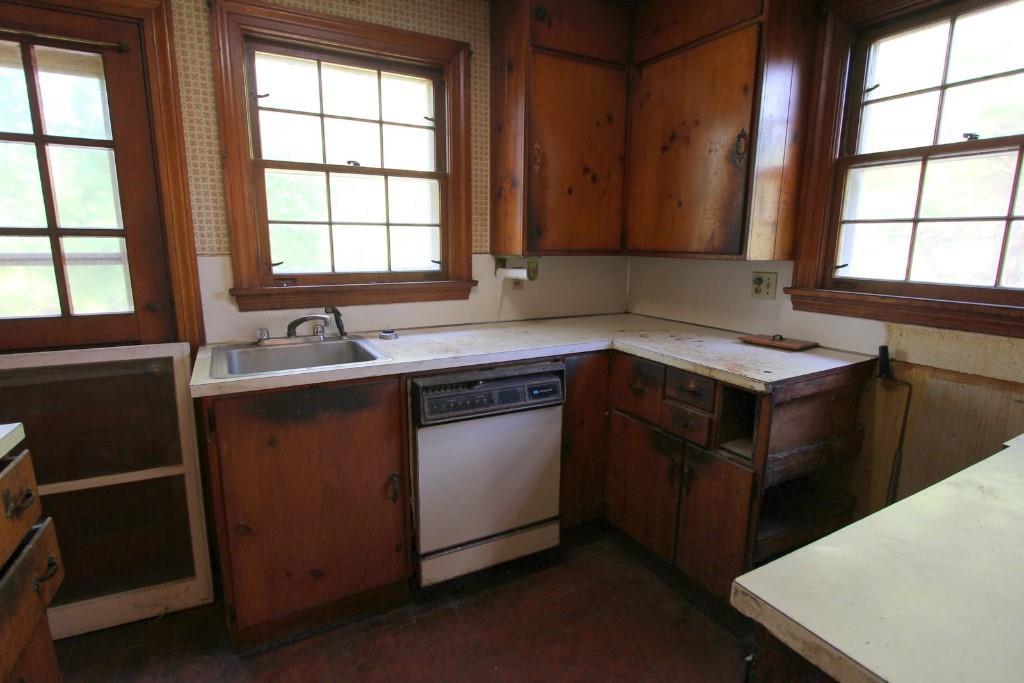 9 Chapel Road Orono, ME 04473 - Photo 4 of 35 Photo