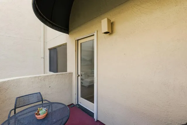 $998,888 | 153 California Avenue, Unit F215, Palo Alto, CA 94306