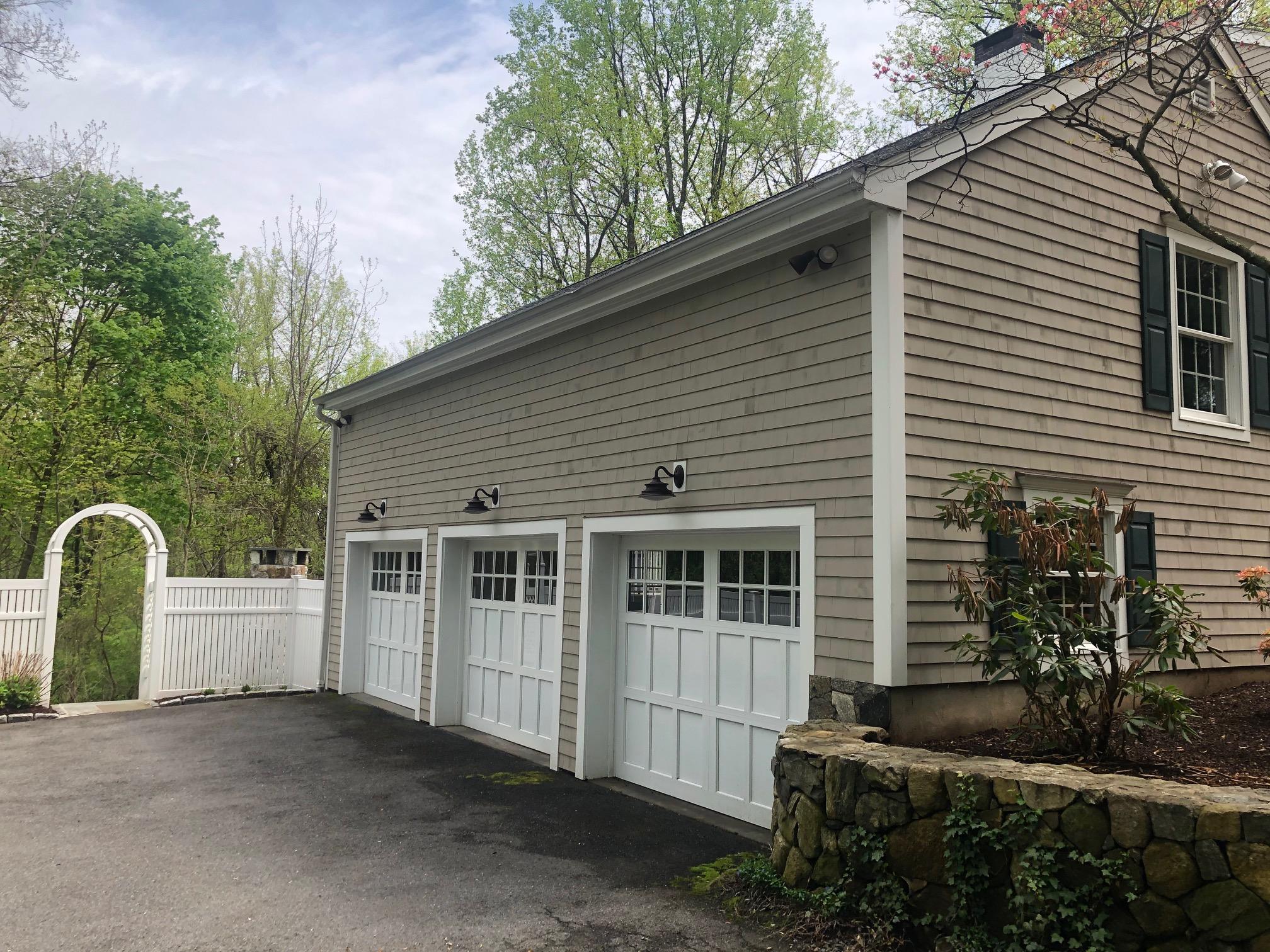 152 Marshall Ridge Road New Canaan, CT 06840 - Photo 34 of 34 a view of a house with backyard