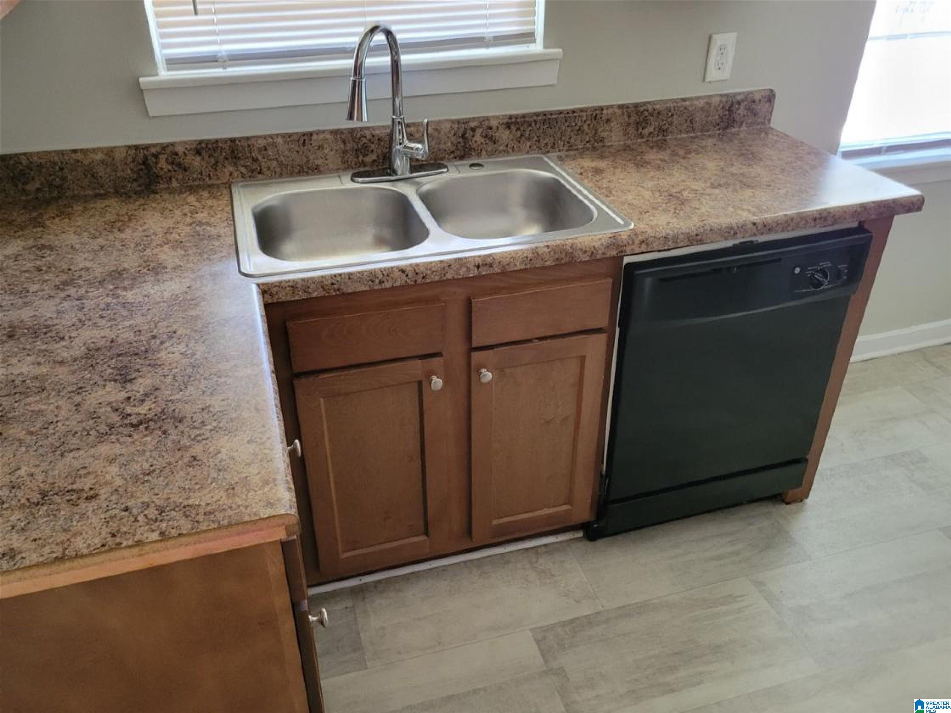 2829 Wesley Avenue Birmingham, AL 35211 - Photo 10 of 19