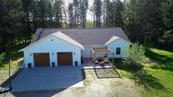 $499,900 | 1622 82nd Avenue Northwest, Williams, MN 56686