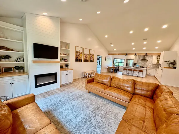 $499,900 | 1622 82nd Avenue Northwest, Williams, MN 56686