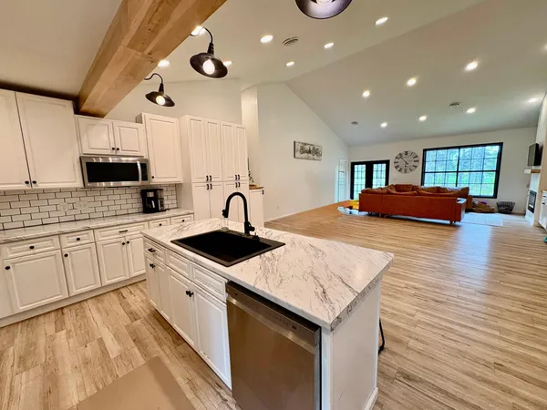 $499,900 | 1622 82nd Avenue Northwest, Williams, MN 56686