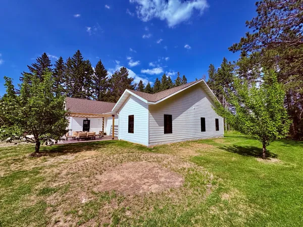 $499,900 | 1622 82nd Avenue Northwest, Williams, MN 56686