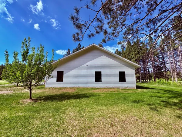 $499,900 | 1622 82nd Avenue Northwest, Williams, MN 56686