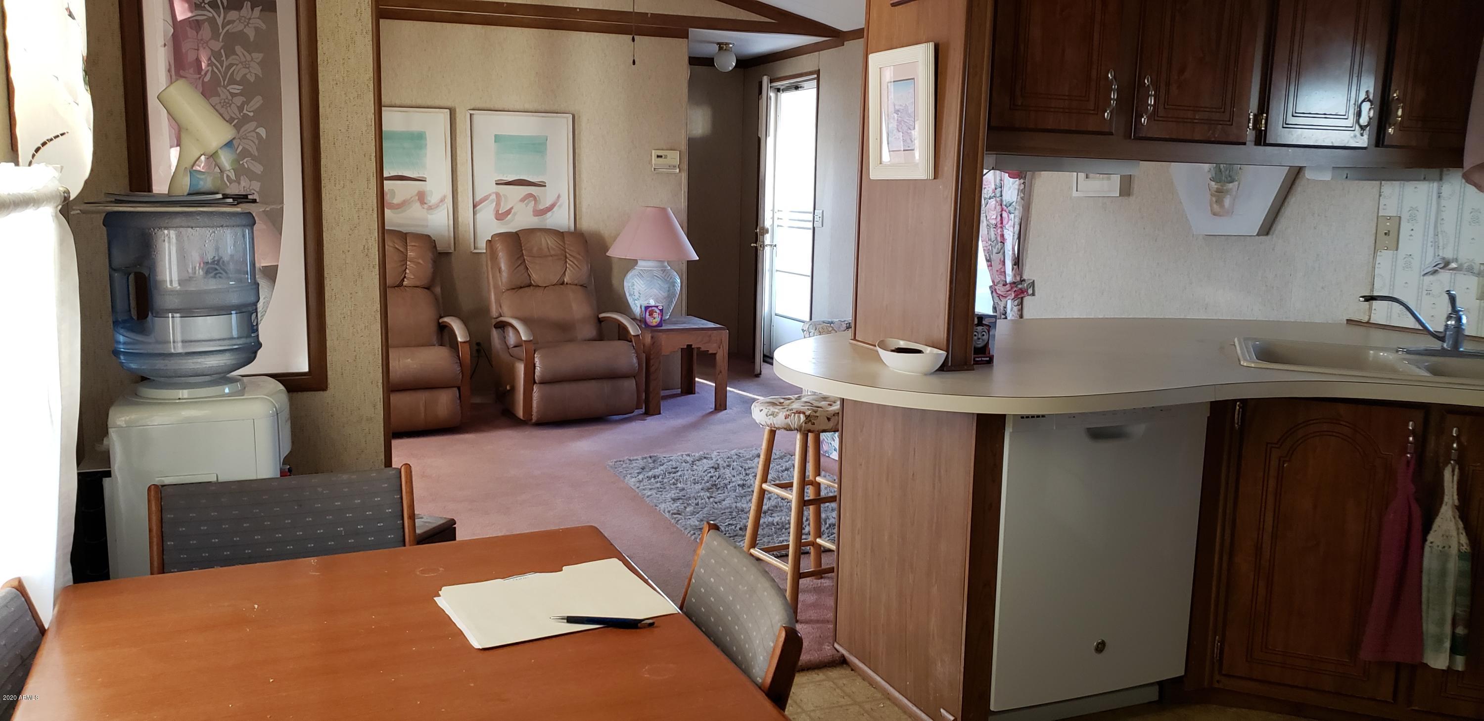 301 South Signal Butte Road, Unit 735 Apache Junction, AZ 85120 - Photo 7 of 27 06-1 eat in kitchen