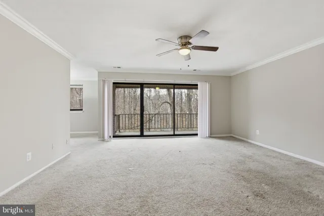 $2,195 | 6067 Majors Lane, Unit 6, Columbia, MD 21045