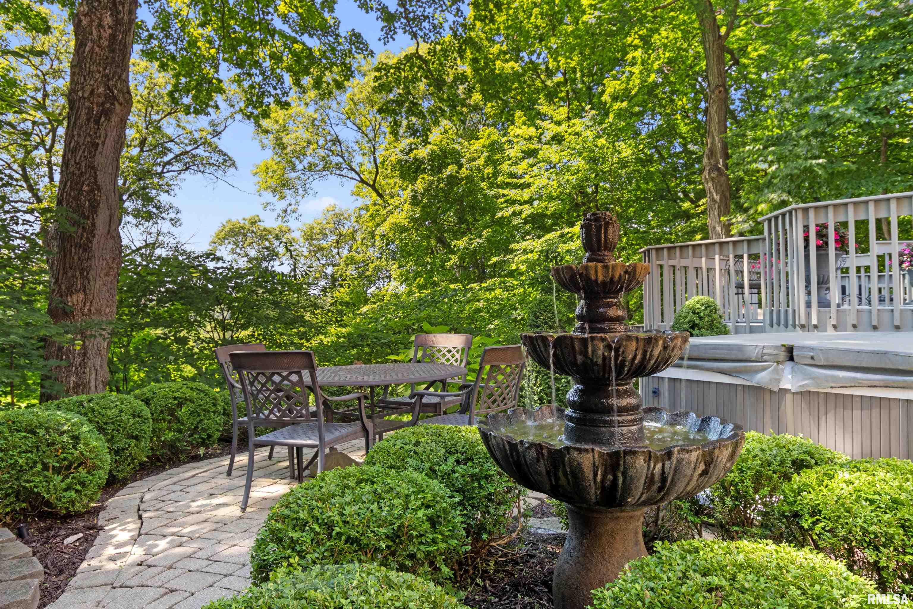 420 West Ravinwoods Road Peoria, IL 61615 - Photo 13 of 61 Gallery Image 13