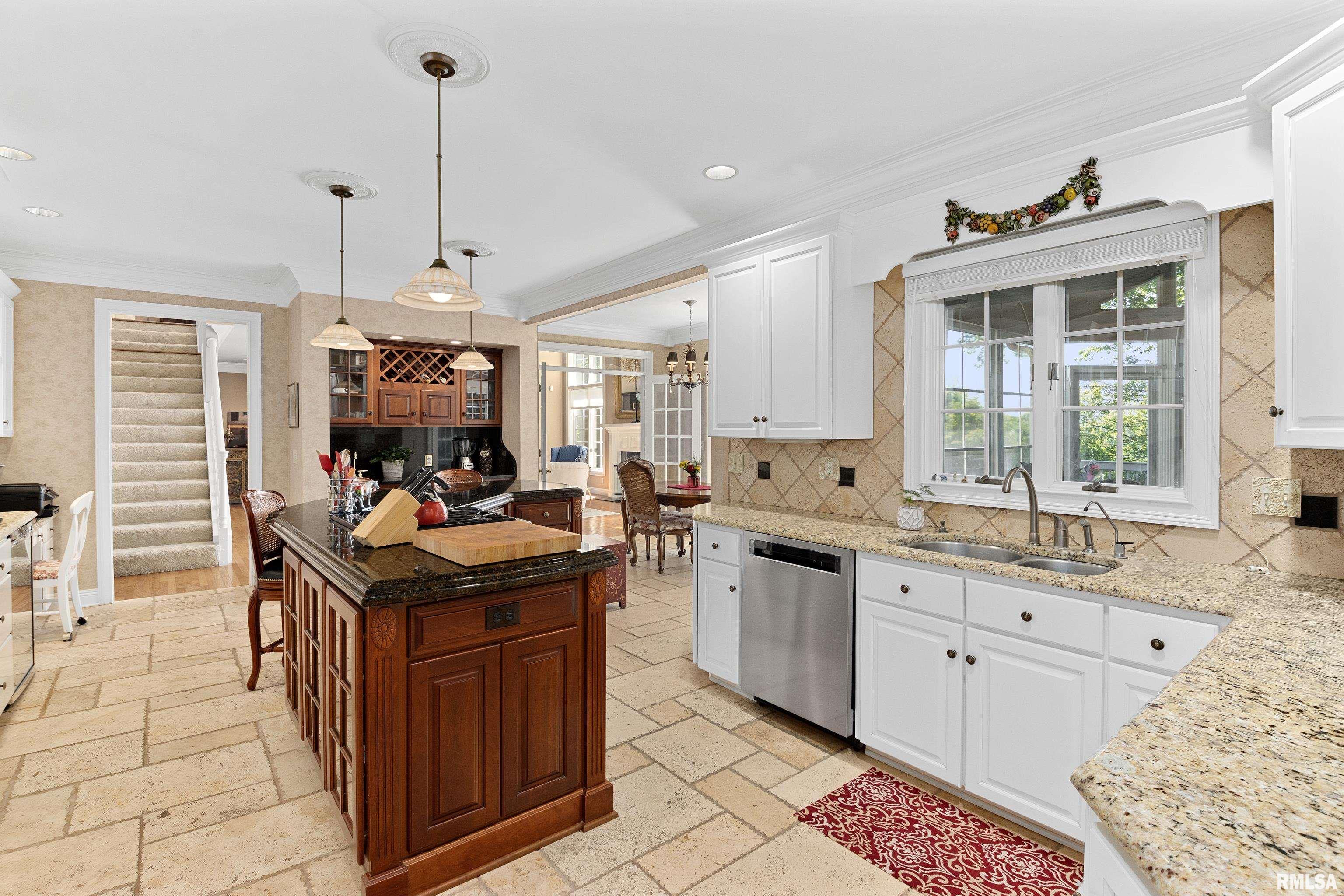 420 West Ravinwoods Road Peoria, IL 61615 - Photo 25 of 61 Gallery Image 25