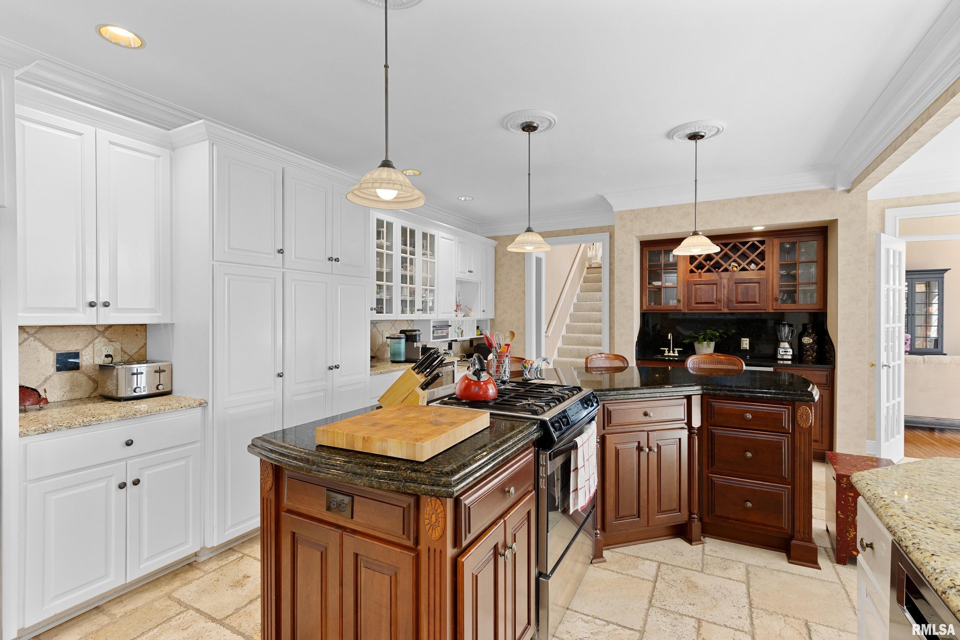 420 West Ravinwoods Road Peoria, IL 61615 - Photo 28 of 61 Gallery Image 28