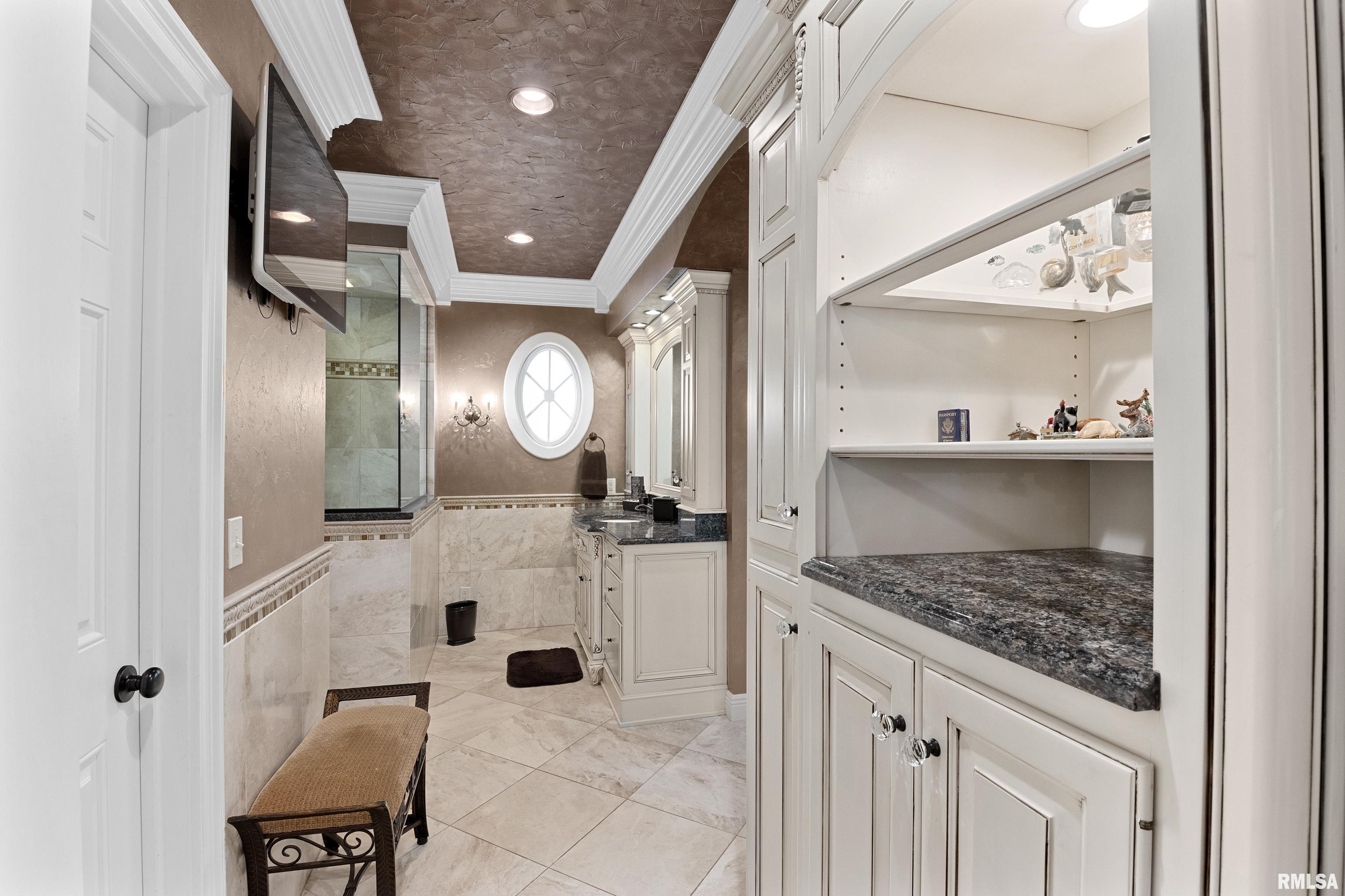 420 West Ravinwoods Road Peoria, IL 61615 - Photo 40 of 61 Gallery Image 40