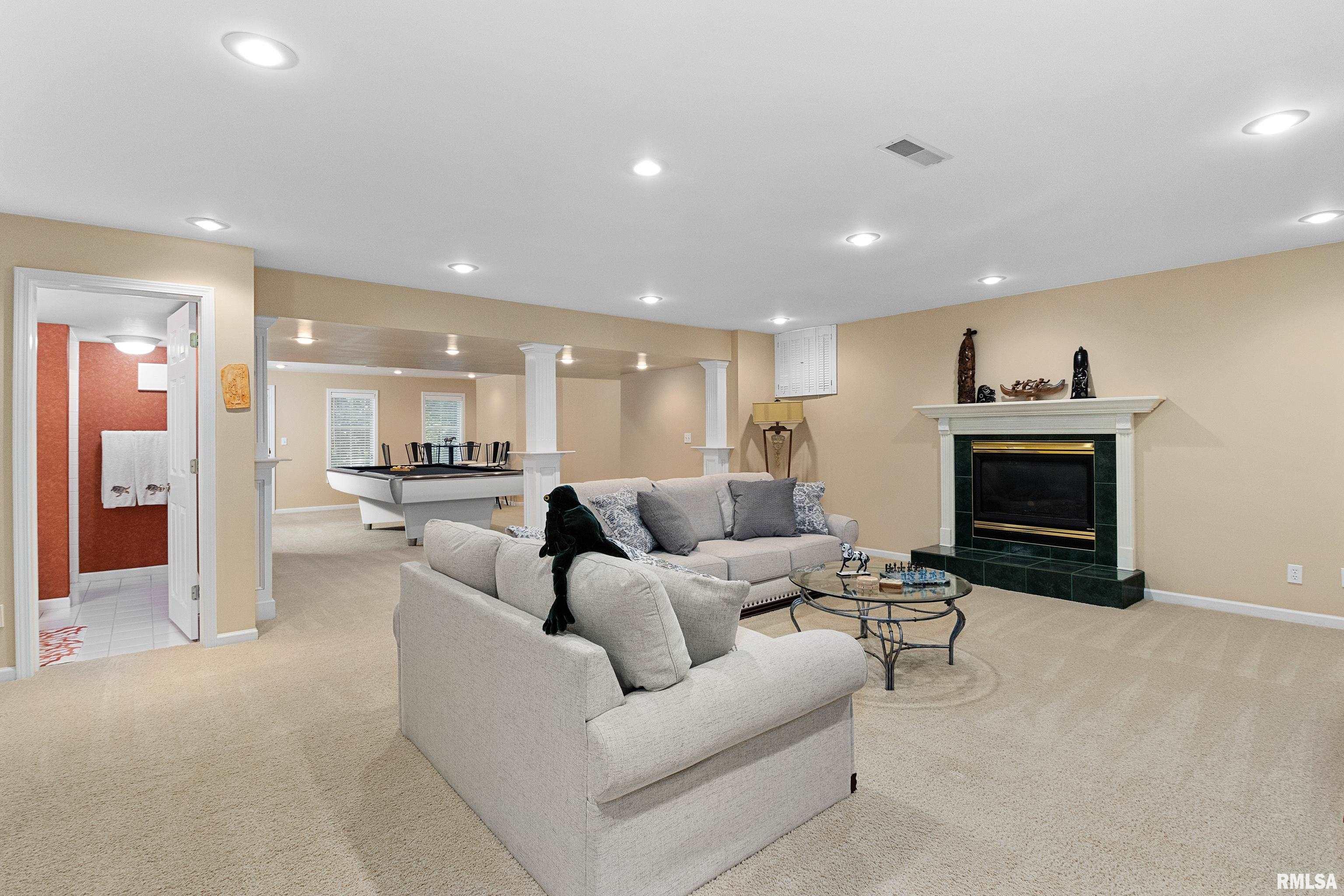 420 West Ravinwoods Road Peoria, IL 61615 - Photo 52 of 61 Gallery Image 52