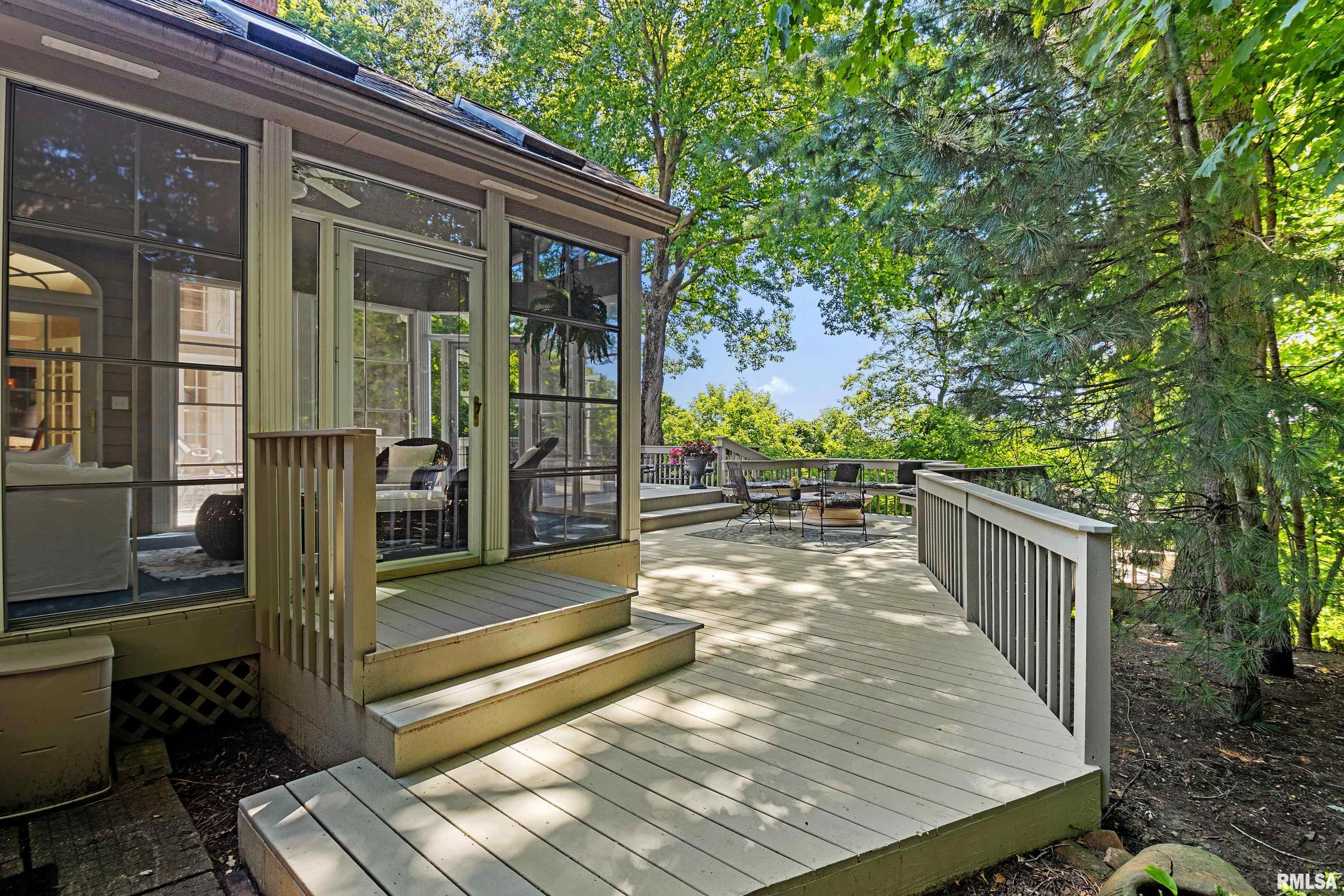 420 West Ravinwoods Road Peoria, IL 61615 - Photo 9 of 61 Gallery Image 9