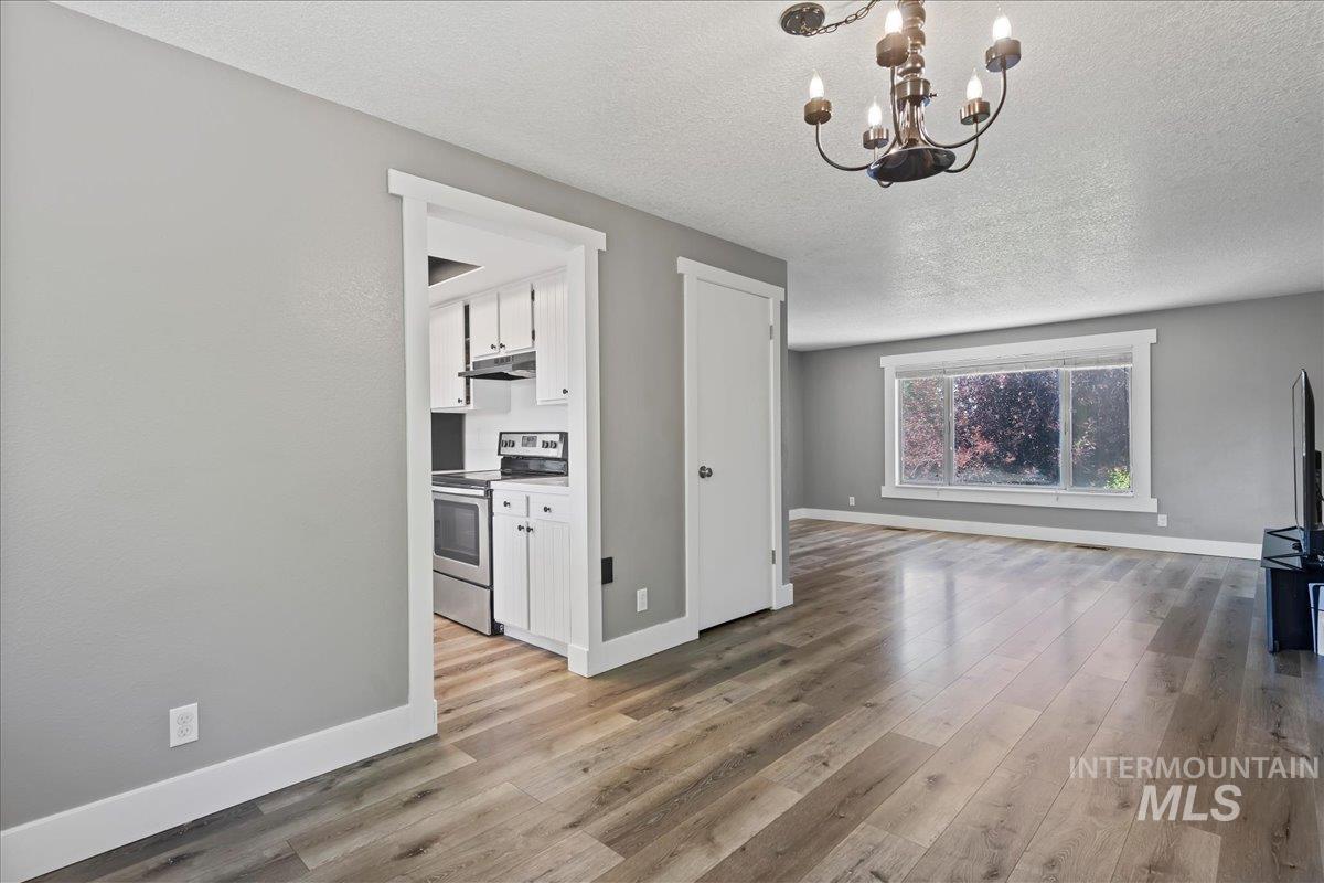 25150 Geri Lane Caldwell, ID 83607 - Photo 13 of 40