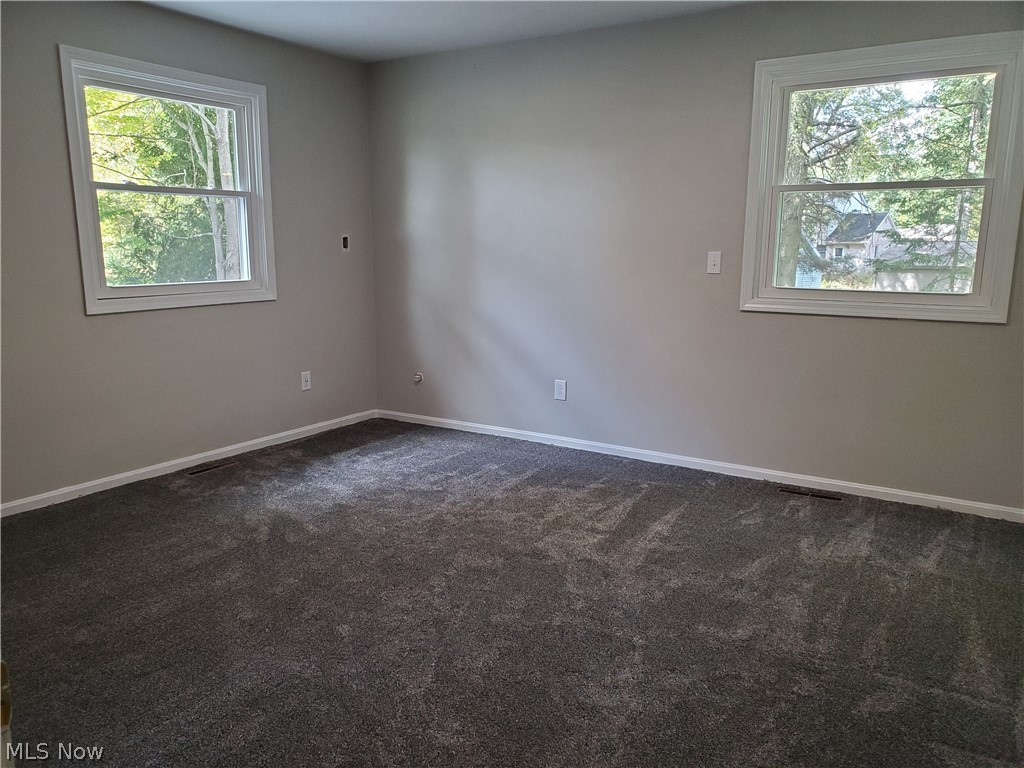 7011 Chestnut-Ridge Road Hubbard, OH 44425 - Photo 20 of 25 Gallery Image 20