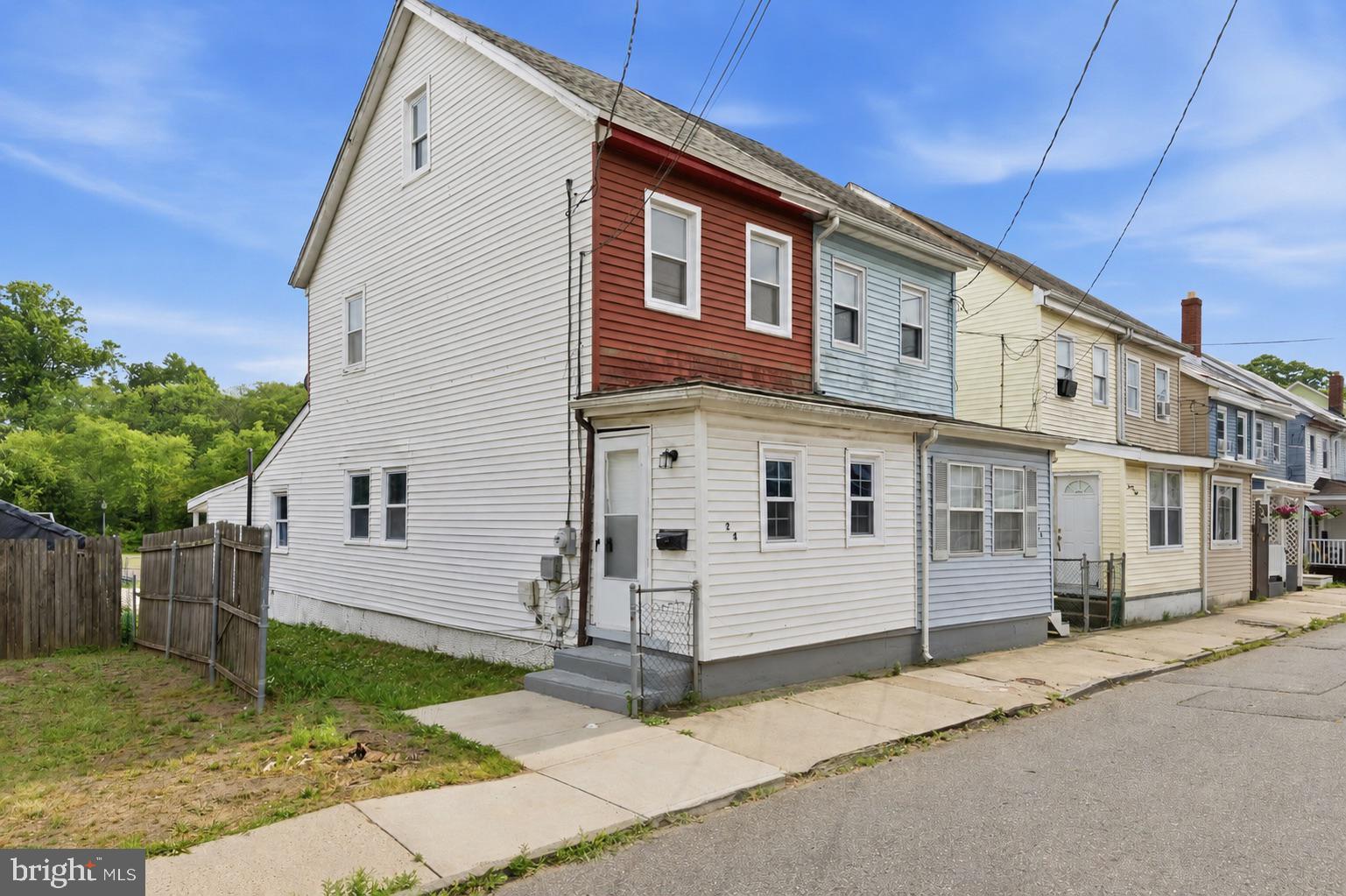 24 West Monroe Street Mount Holly, NJ 08060 - Photo 2 of 21