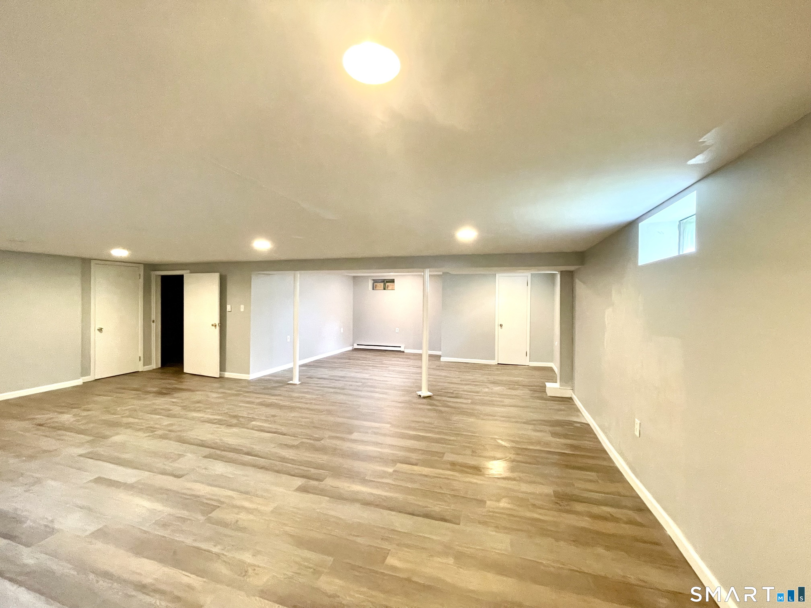 35 Woodmont Road West Hartford, CT 06117 - Photo 24 of 29