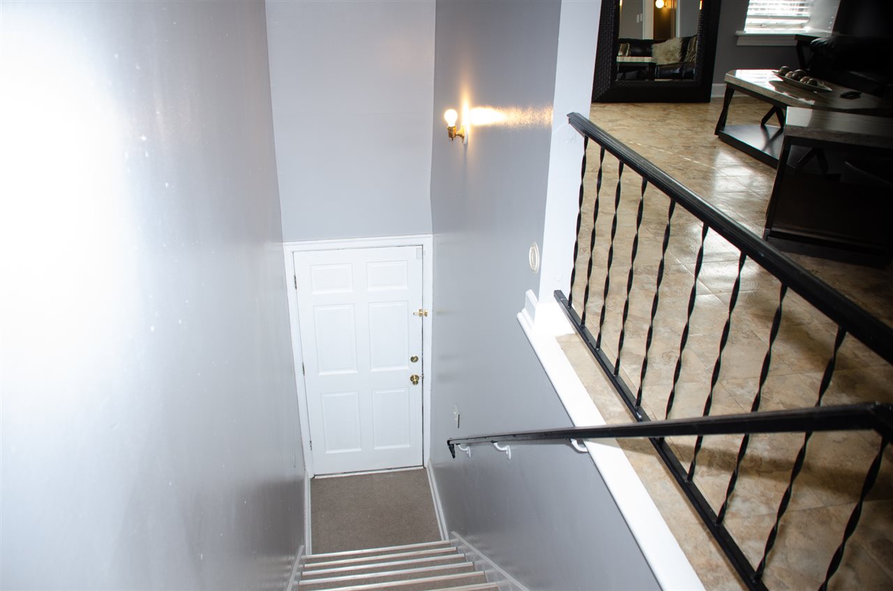 3220 South Mendenhall Road, Unit 2B Memphis, TN 38115 - Photo 12 of 16 Gallery Image 12