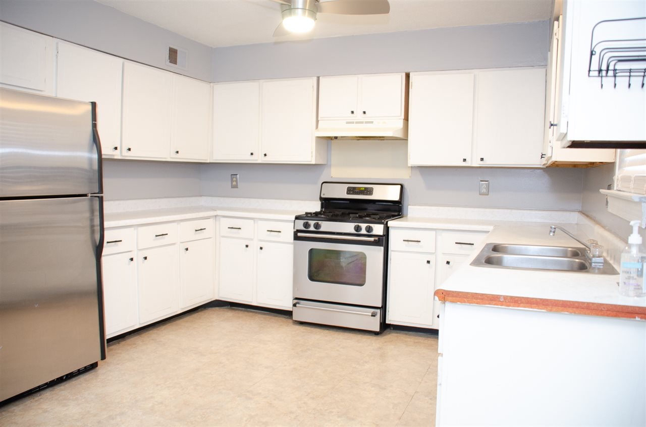 3220 South Mendenhall Road, Unit 2B Memphis, TN 38115 - Photo 4 of 16 Gallery Image 4