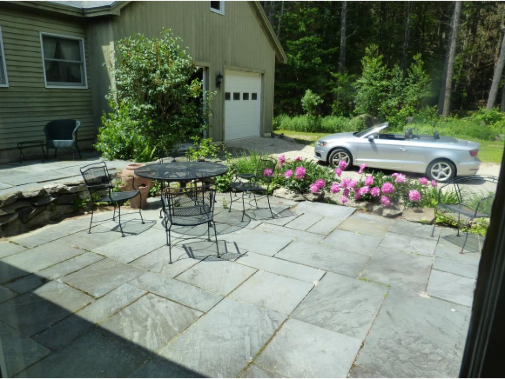 1275 New Boston Road Francestown, NH 03043 - Photo 17 of 22 Gallery Image 17