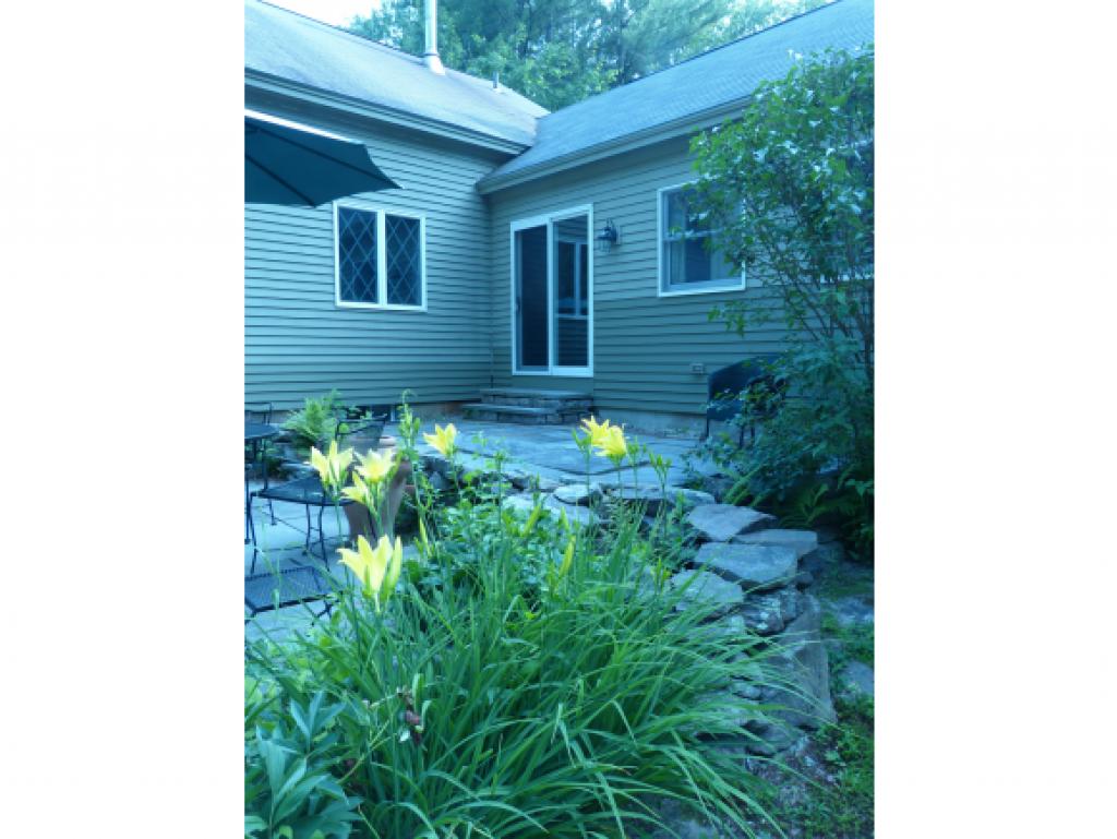 1275 New Boston Road Francestown, NH 03043 - Photo 20 of 22 Gallery Image 20