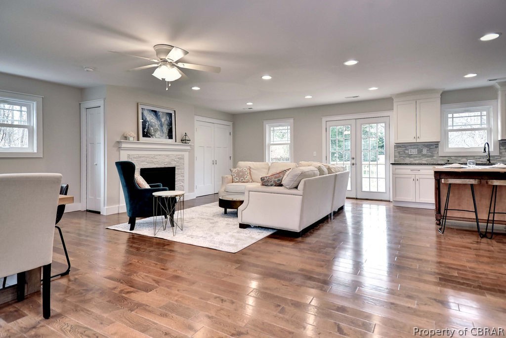 8242 Dutton Road Gloucester, VA 23061 - Photo 1 of 33 Gallery Image 1