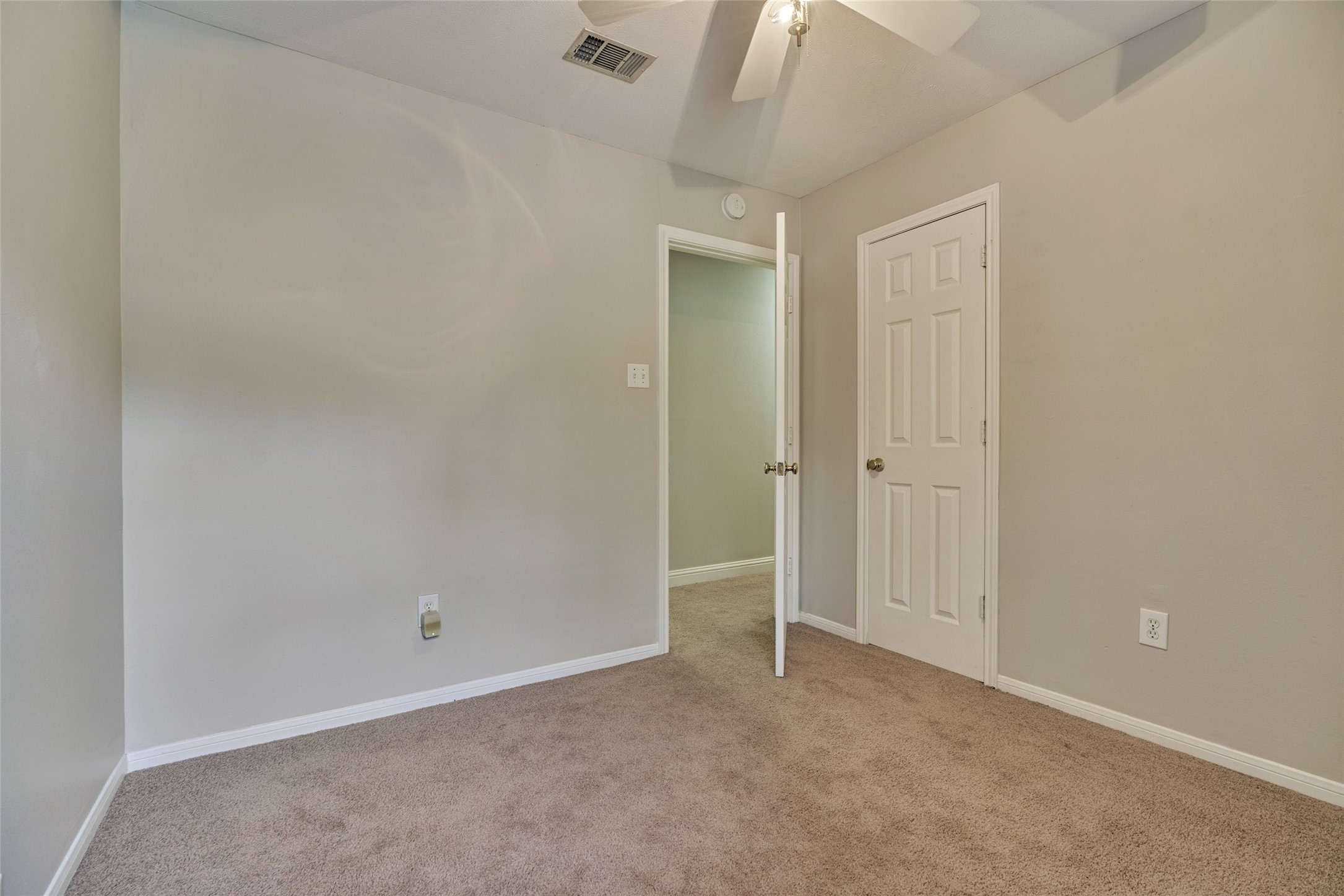 3 Field Flower Court Spring, TX 77380 - Photo 27 of 36 an empty room with closet area