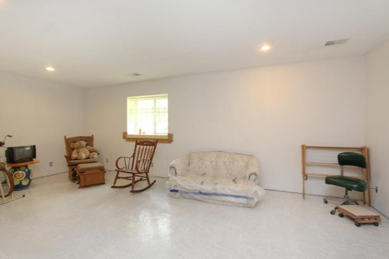 6466 Johnson Road Greenville, MI 48838 - Photo 20 of 26 IMG_6199