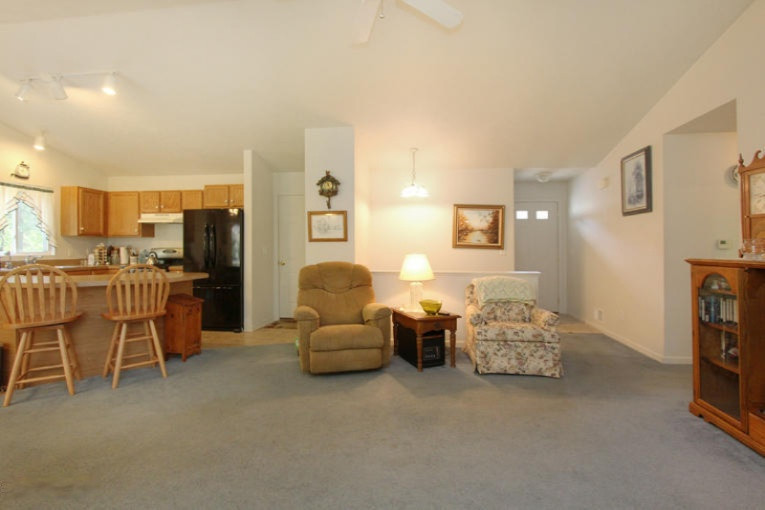 6466 Johnson Road Greenville, MI 48838 - Photo 6 of 26 IMG_6160
