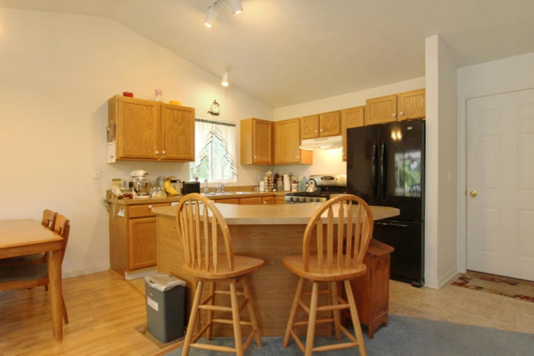 6466 Johnson Road Greenville, MI 48838 - Photo 10 of 26 IMG_6170