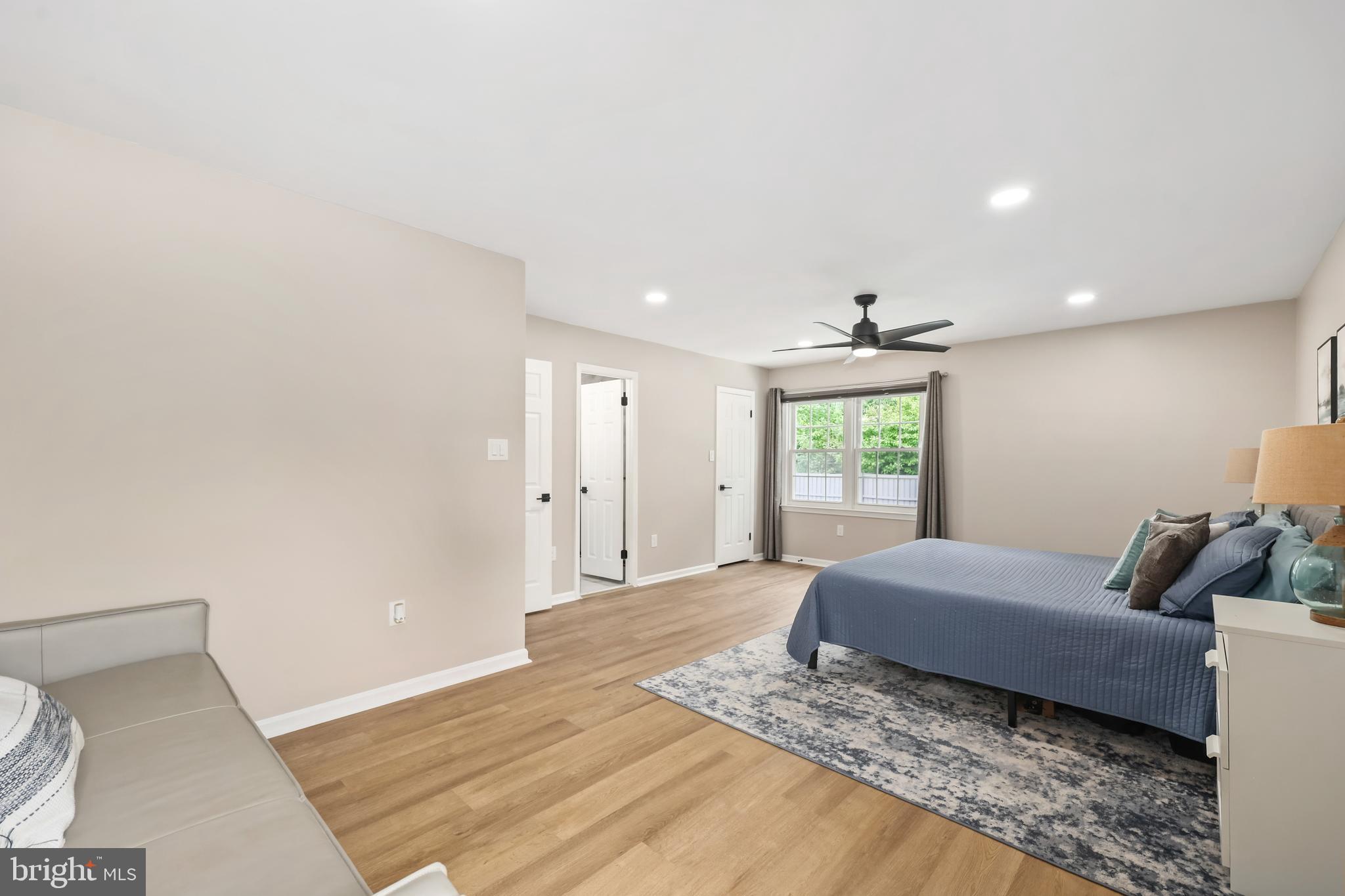 8311 Timber Brook Lane Springfield, VA 22153 - Photo 27 of 46 Primary Suite