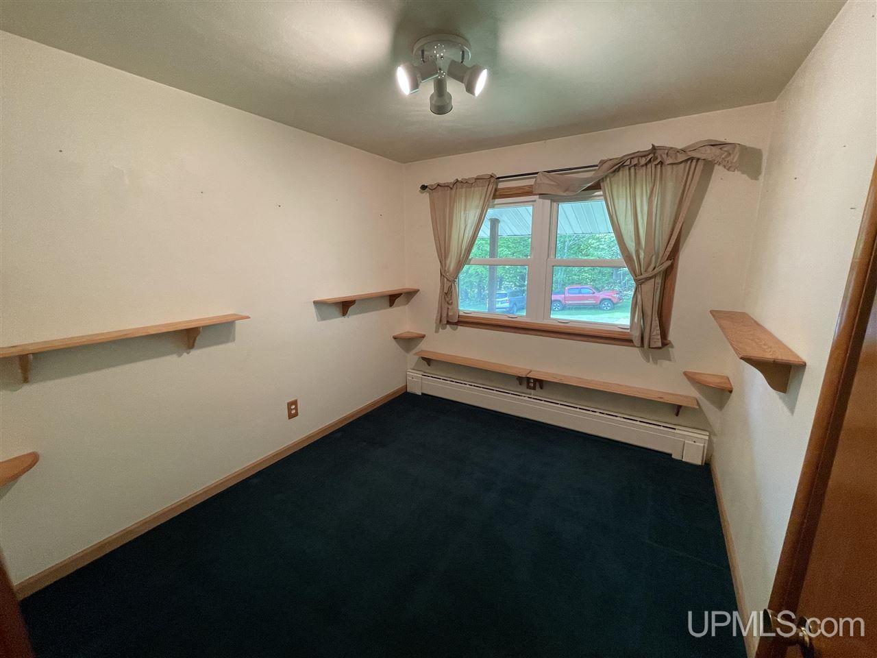 260 South Rose Street Ishpeming, MI 49849 - Photo 10 of 22